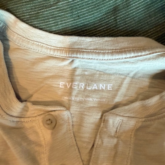 Everlane Cream Short Sleeve Henley - Picture 2 of 3